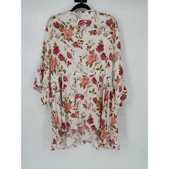 Torrid Babydoll Challis Kimono Sleeve Top Floral Size 5 5x Feminine Flowy V Neck - Picture 4 of 8